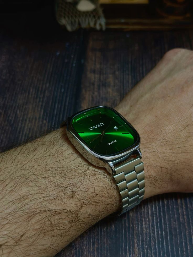 ساعة كاسيو فينتج خضراء-Casio Vintage Green Watch