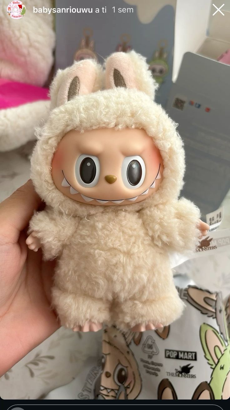 (ميدالية لابوبو(ألوان عشوائية-Labubu Keychain(Random Colors)