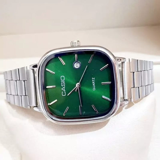 ساعة كاسيو فينتج خضراء-Casio Vintage Green Watch